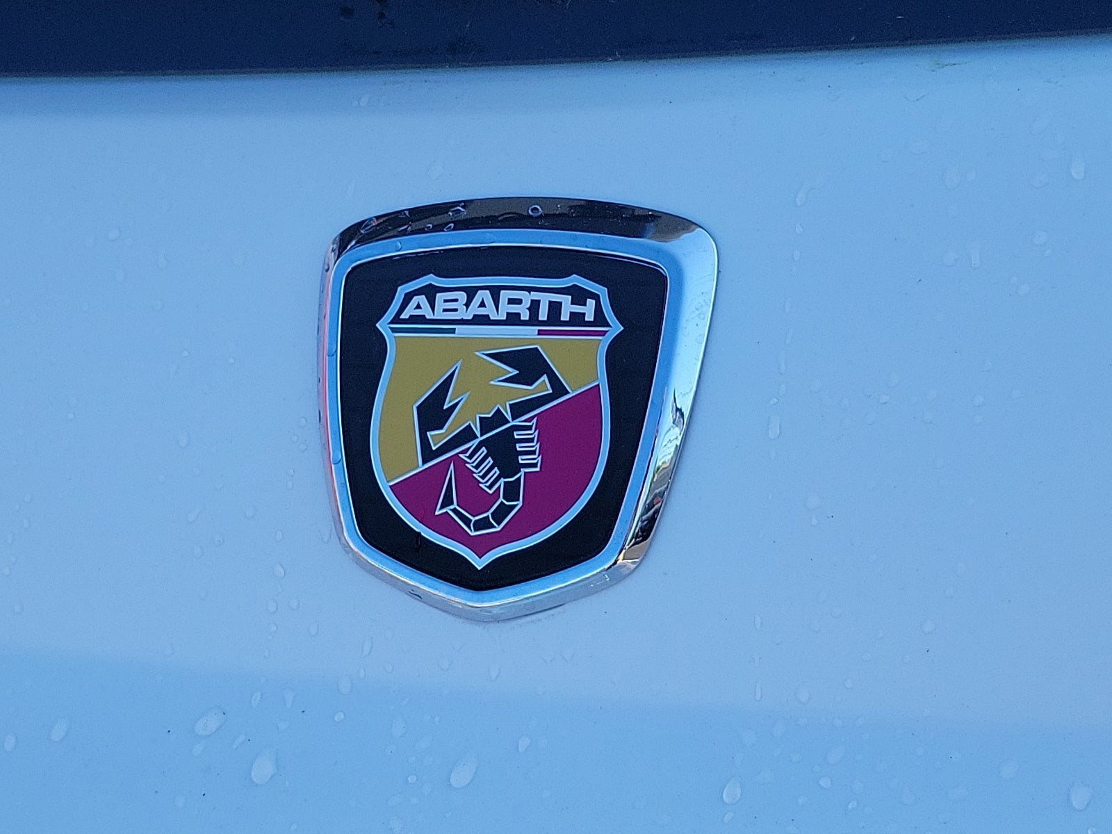 2016 FIAT 500 Abarth